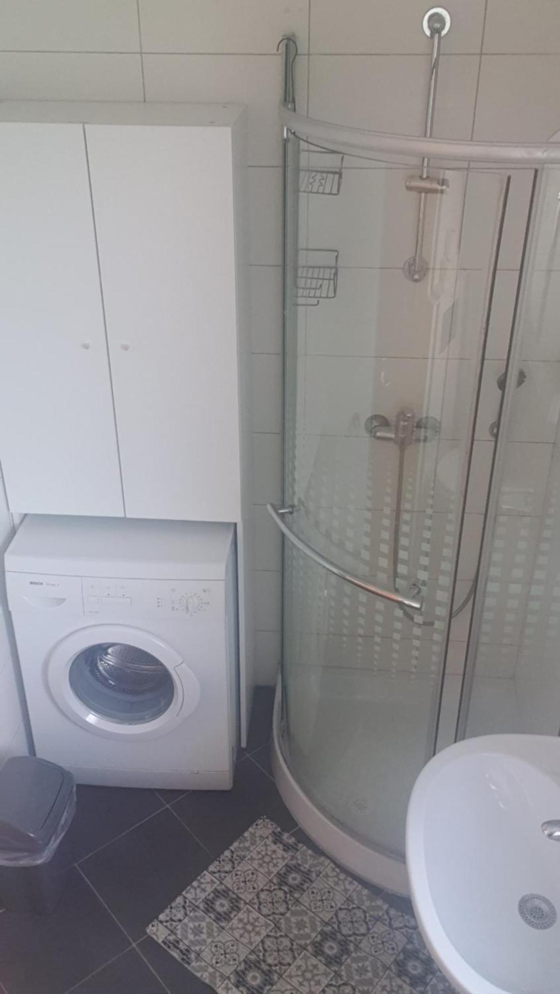 Apartment Emma Ljubljana - Free Parking, Ac, Wifi ภายนอก รูปภาพ